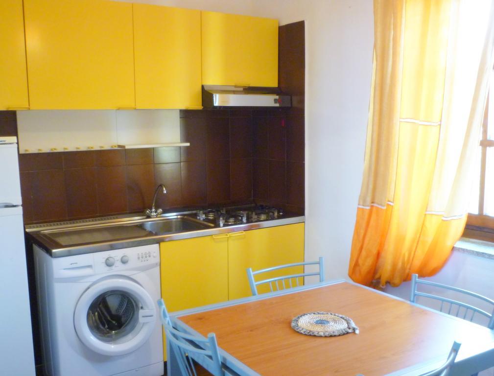 Appartamenti Cannigione La Conia Zimmer foto